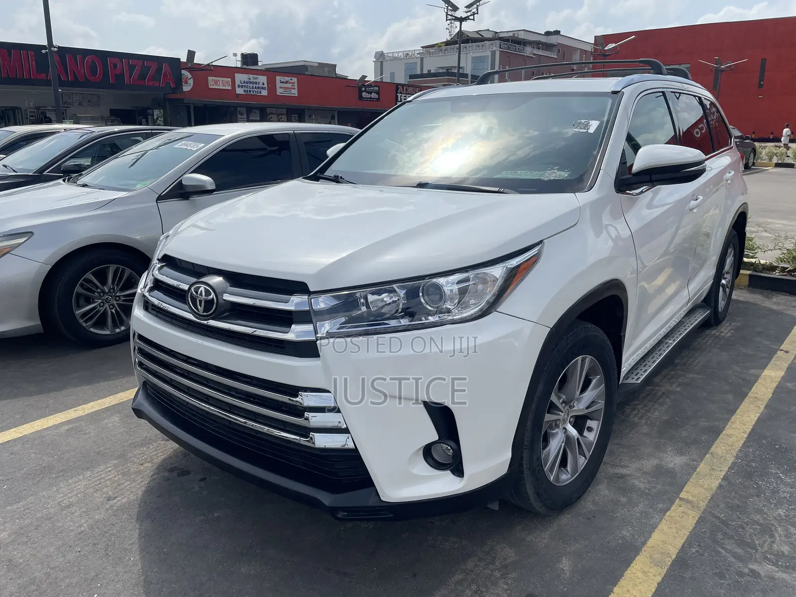 Toyota Highlander XLE 4dr SUV AWD (3.5L 6cyl 6A) 2015 White