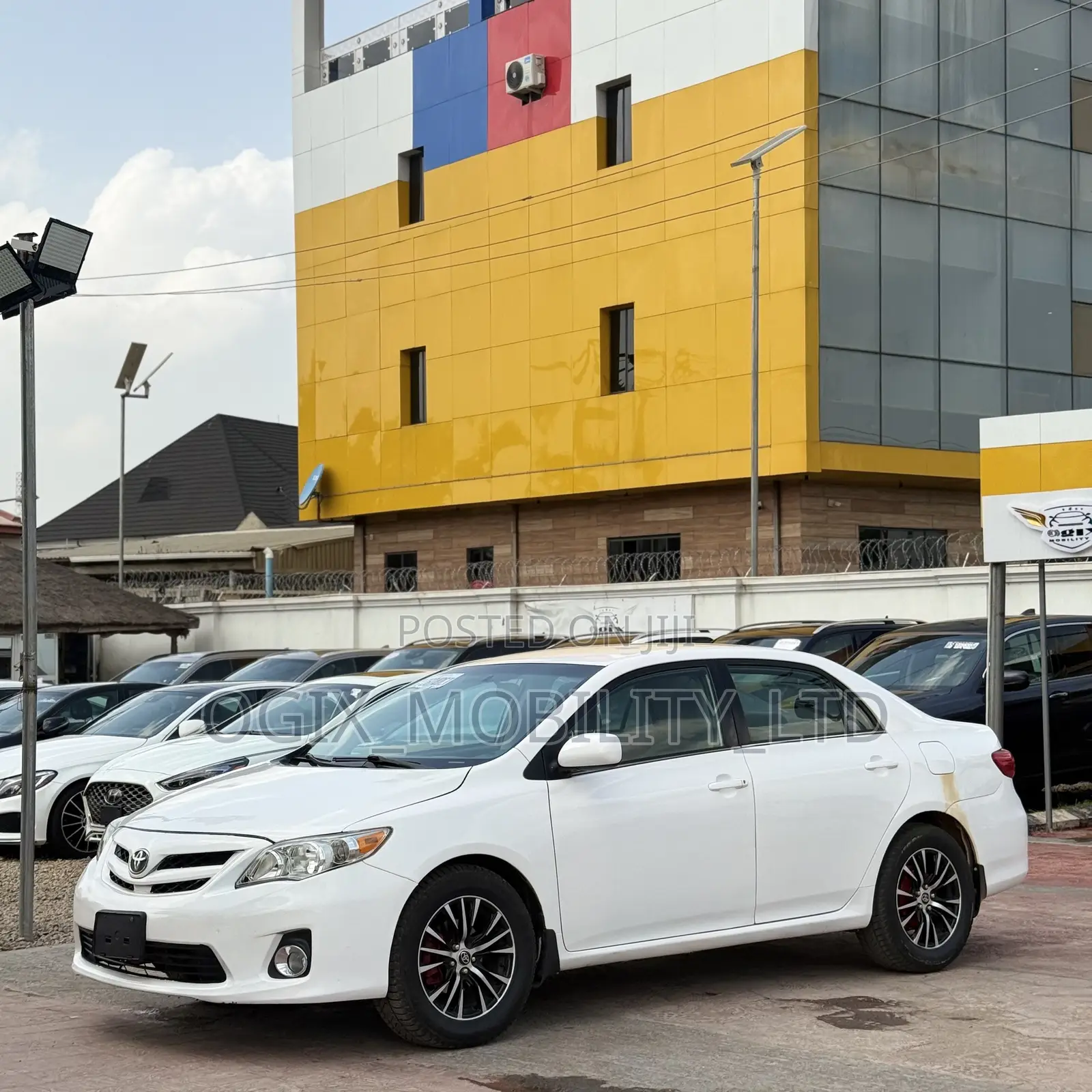 Toyota Corolla 2011 White