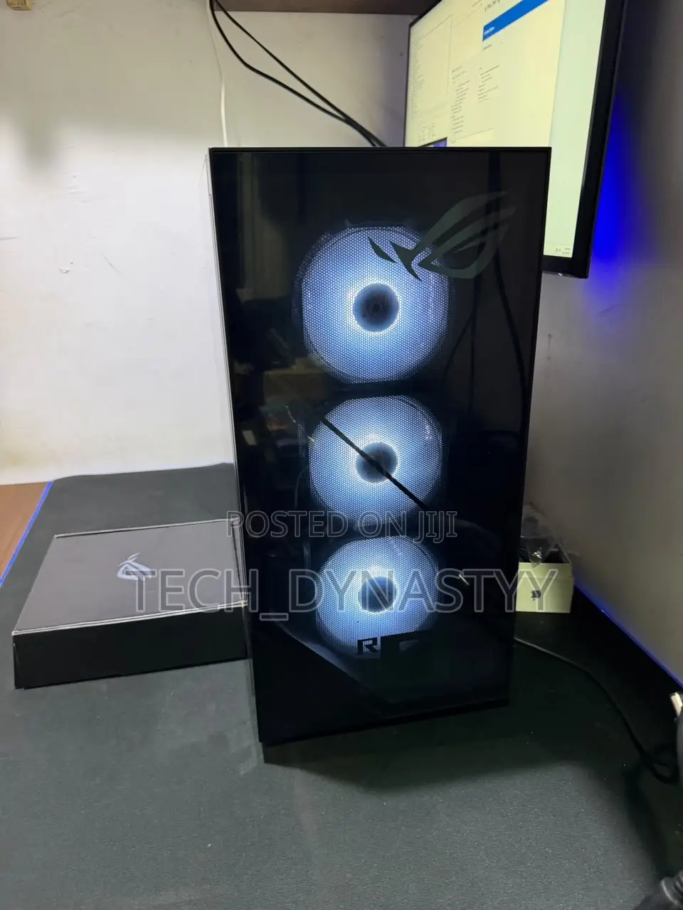Desktop Computer Asus ROG GT51CH 32GB AMD Ryzen 7 SSD 1T