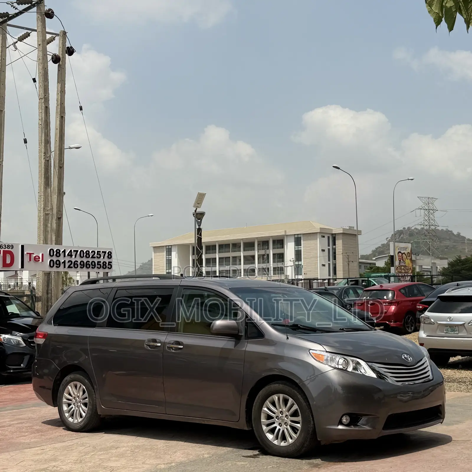 Toyota Sienna 2015 Gray