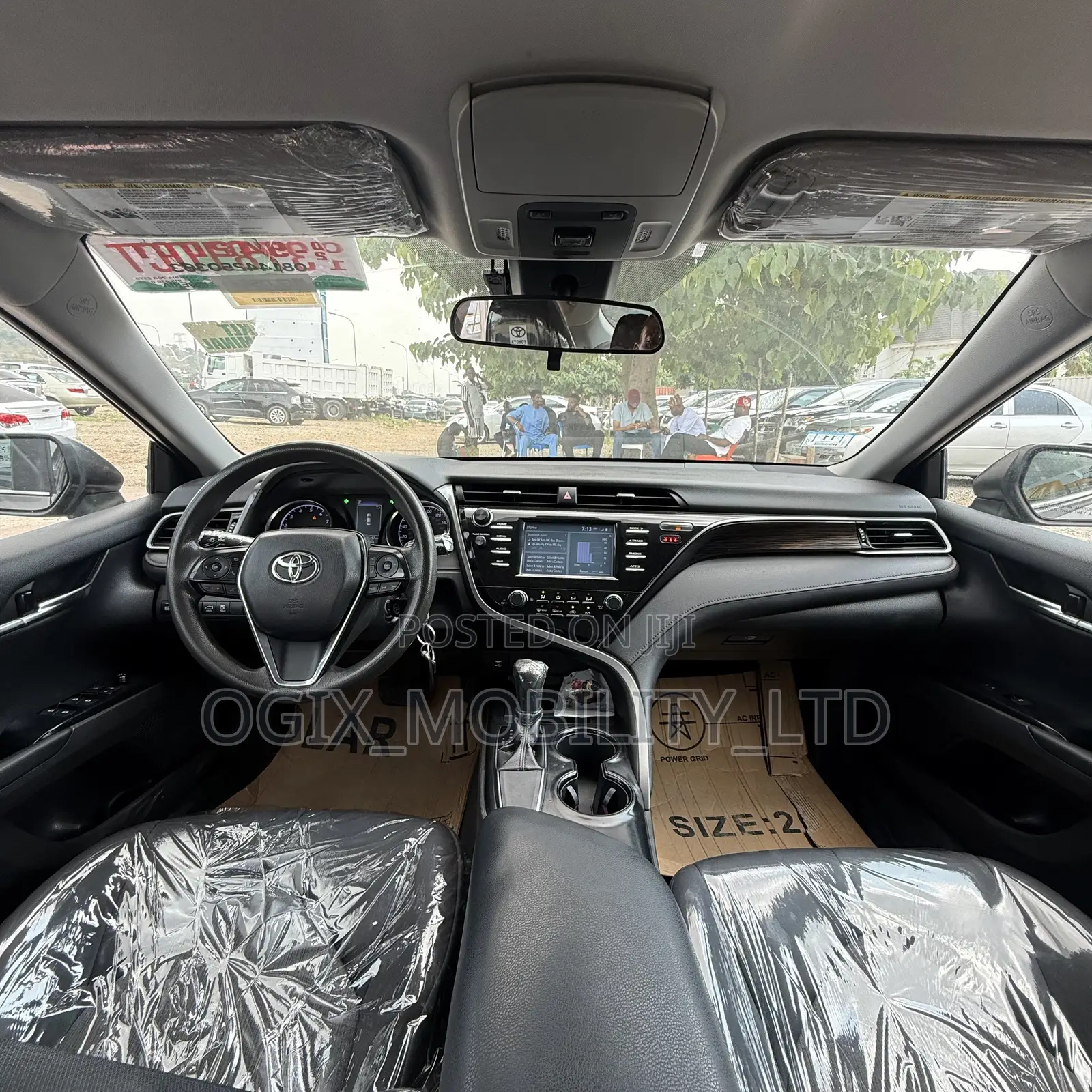 Toyota Camry 2019 Gray