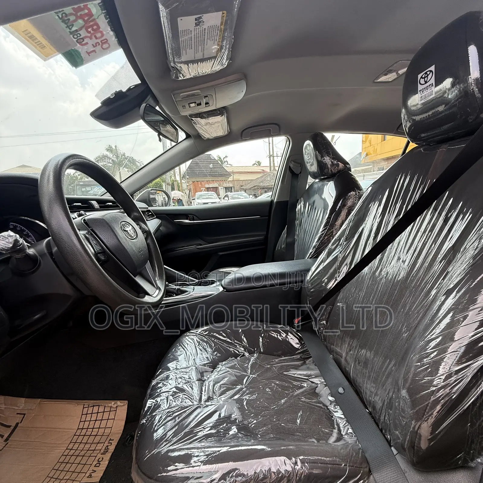 Toyota Camry 2019 Gray