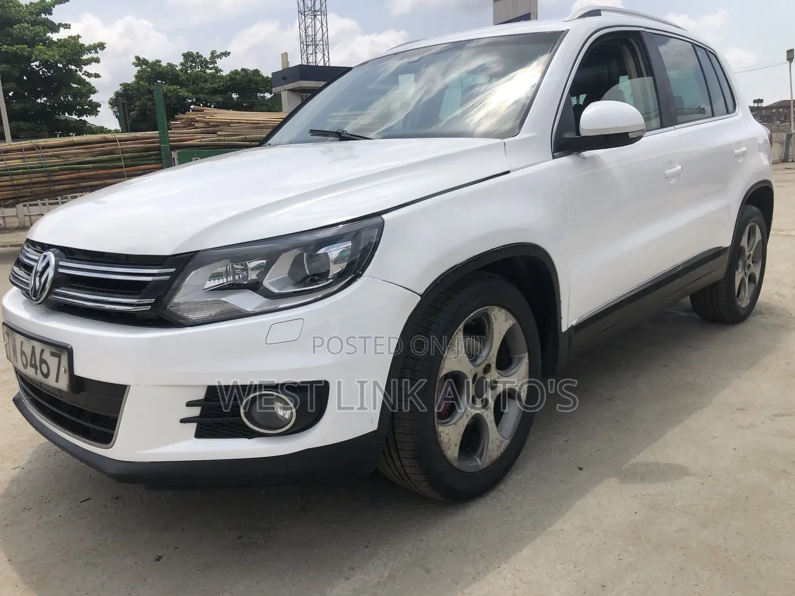 Volkswagen Tiguan S 2010 White