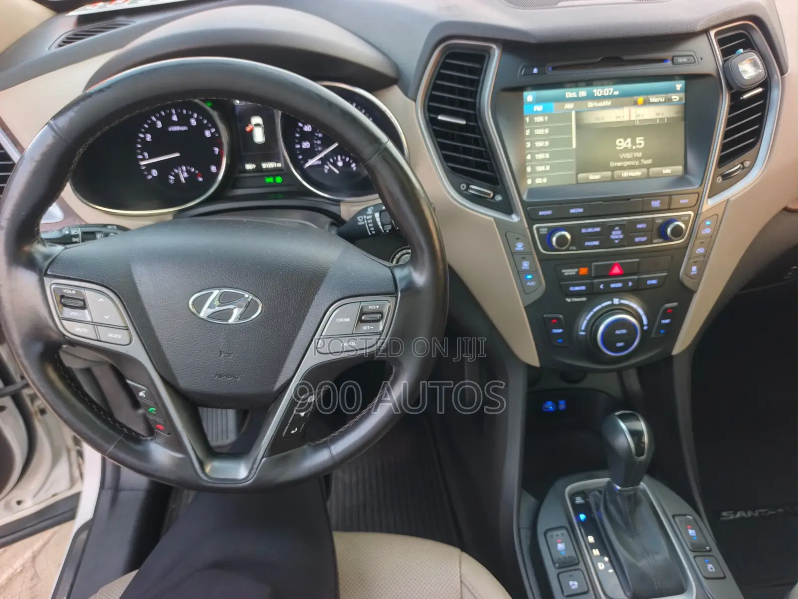 Hyundai Santa Fe SE AWD 2016 White