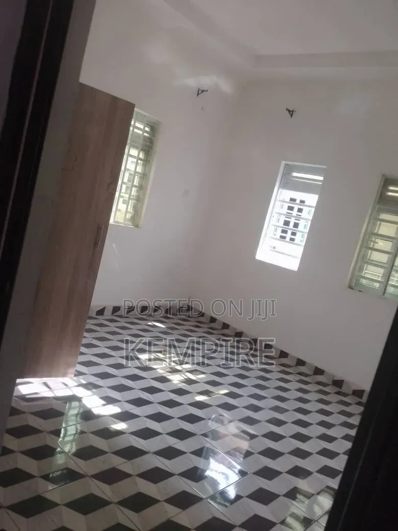 2bdrm Block of Flats in Ring Road 3, Uyo for rent