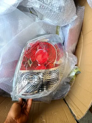 Toyota Matrix 2005 Backlight Left and Right Side
