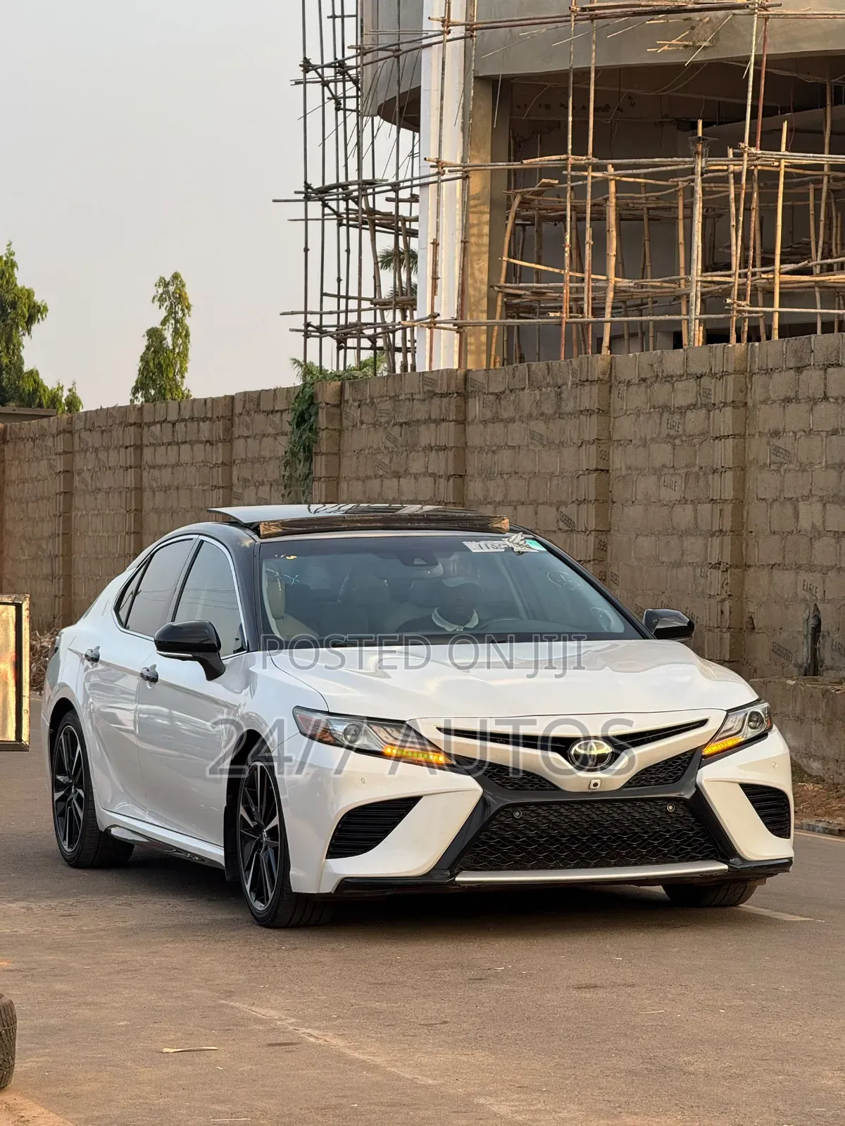 Toyota Camry XSE V6 FWD (3.5L 6cyl 8AM) 2018 White