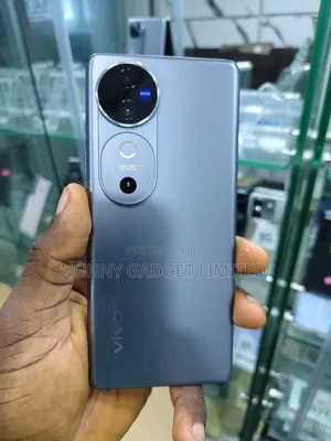 Vivo V40 512 GB Gray