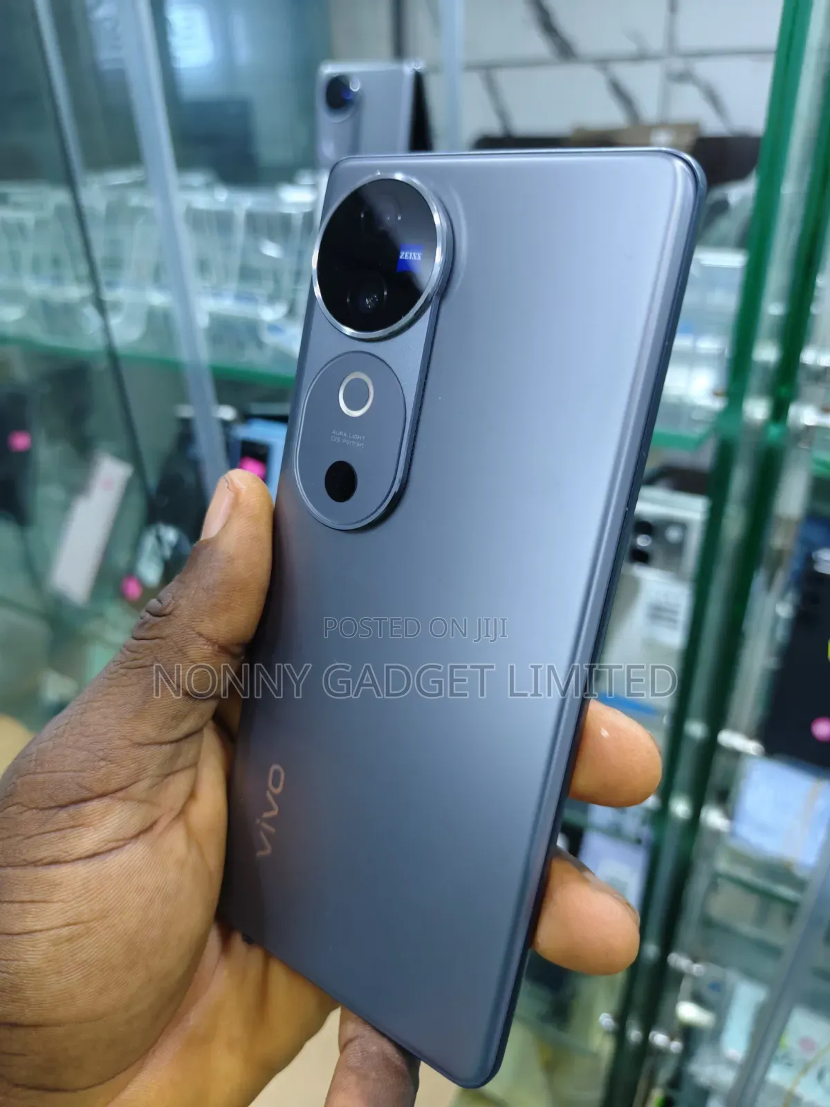 Vivo V40 512 GB Gray