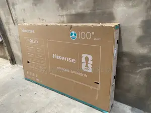 Hisense 100Q7Q 100-Inch QLED TV for Spacious Living Rooms