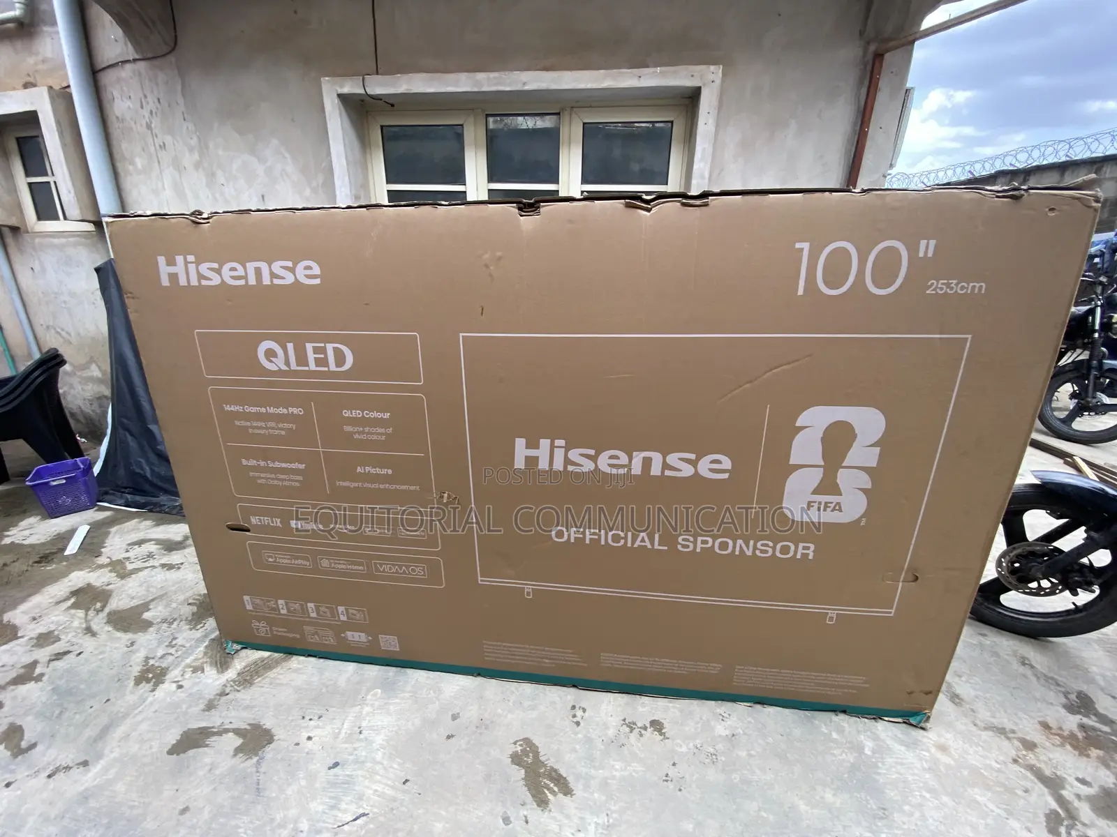 Hisense 100Q7Q 100-Inch QLED Smart TV for Premium Entertainment