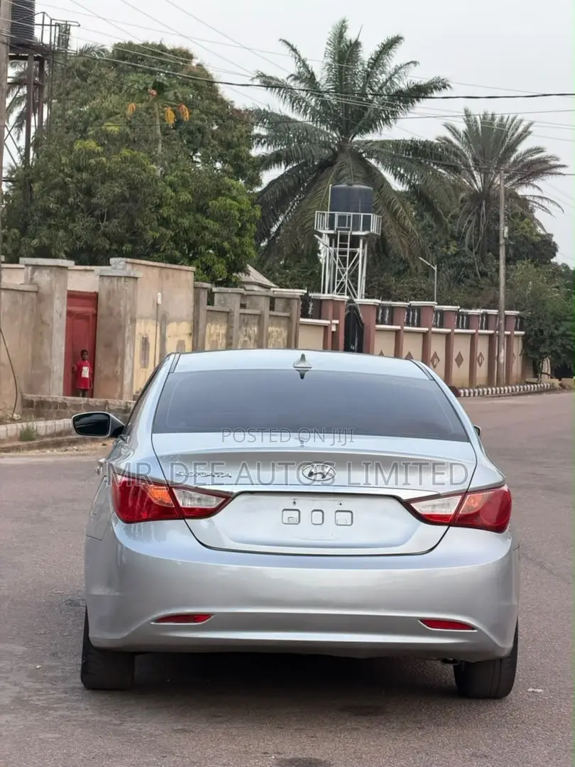 Hyundai Sonata 2013 Silver