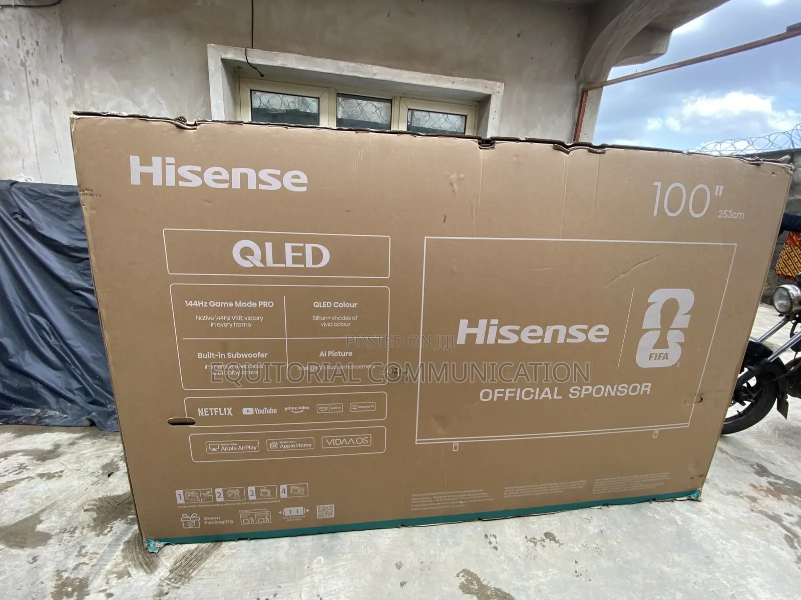 Hisense 100Q7Q 100-Inch Smart QLED TV for Streaming Entertainment