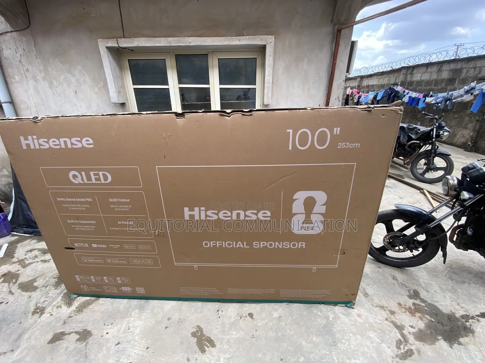 Hisense 100Q7Q 100-Inch Smart QLED TV for Streaming Entertainment