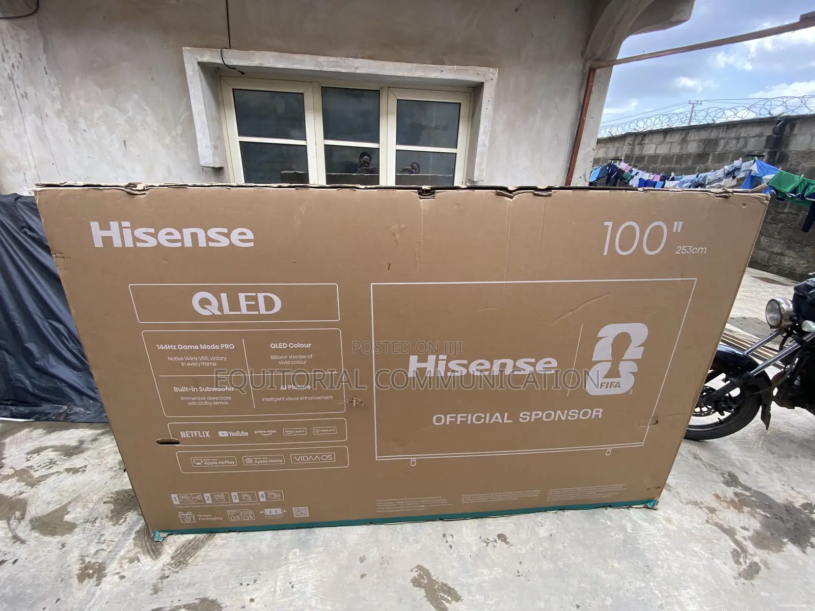 Hisense 100Q7Q 100-Inch QLED Smart TV for Family Entertainment
