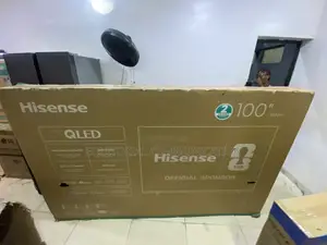 Hisense 100Q7Q 100-Inch QLED Smart TV for Large Family Gatherings