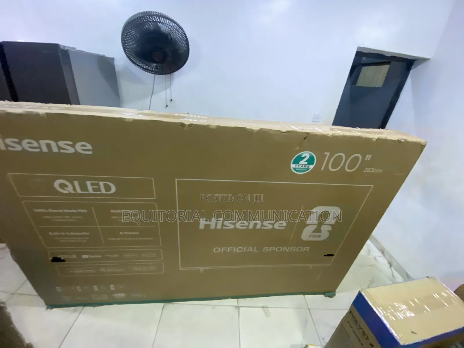 Hisense 100Q7Q 100-Inch QLED Smart Television With Quantum Dot Colours