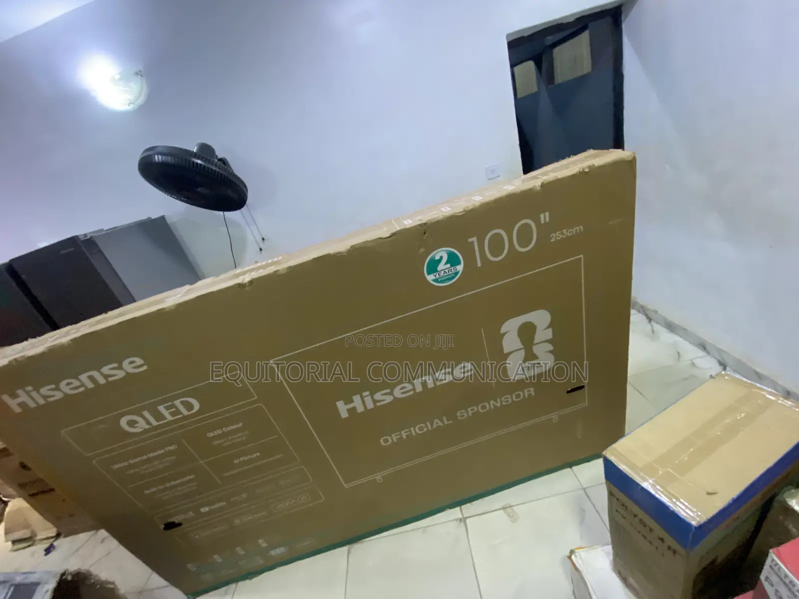 Hisense 100Q7Q 100-Inch QLED Television for Premium Viewing Rooms