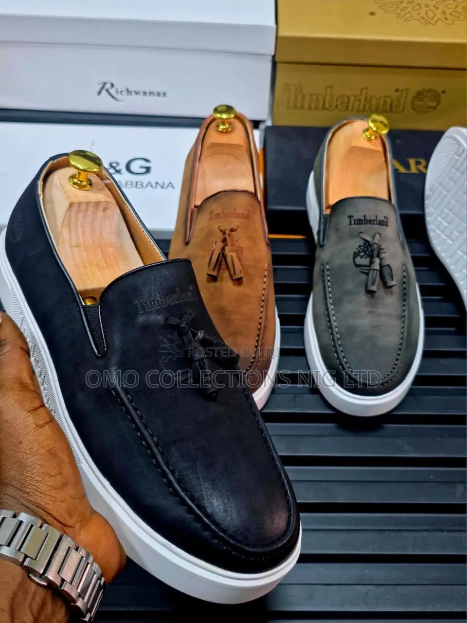 Timberland Men’s Premium Leather Slip-on Shoes – Classic Design