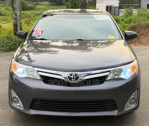 Toyota Camry 2014 Gray