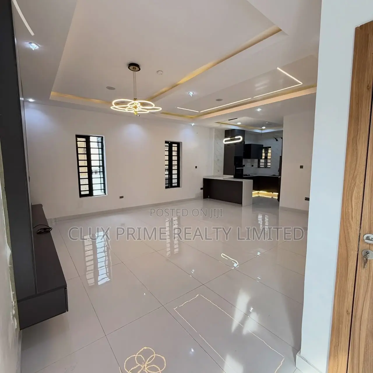 4bdrm Duplex in Lekki for sale
