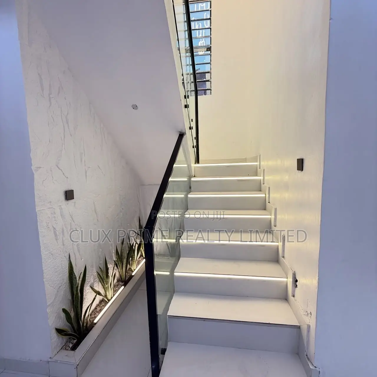 4bdrm Duplex in Lekki for sale