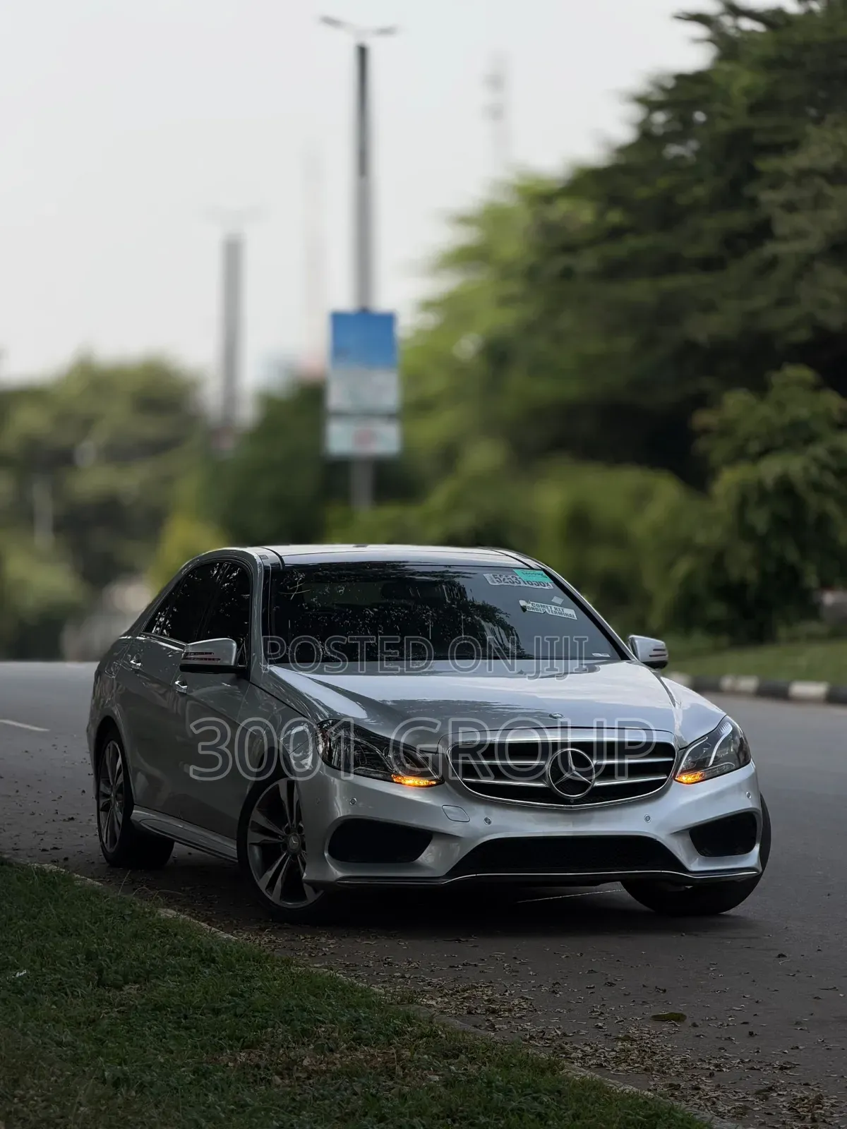 Mercedes-Benz E350 2016 Silver