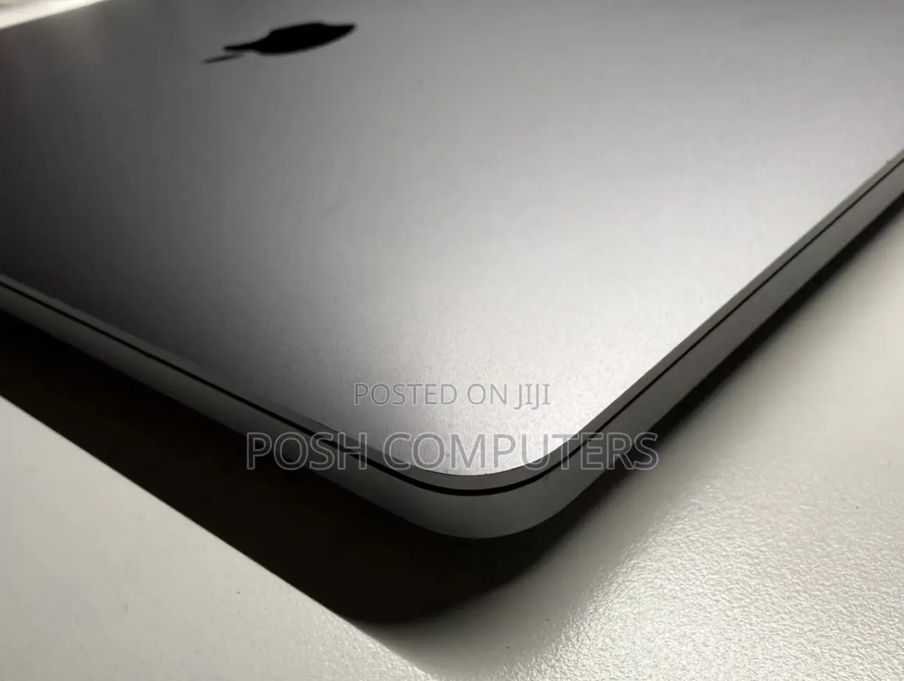 Laptop Apple MacBook Pro 2020 16GB Intel Core i5 SSD 512GB