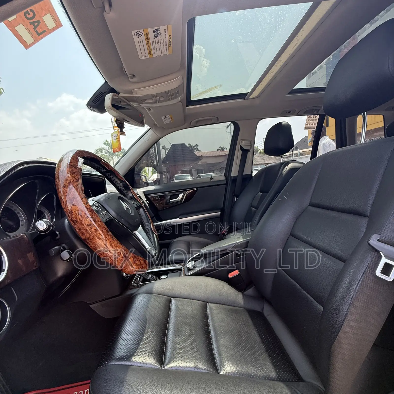 Mercedes-Benz GLK-Class 350 SUV 2013 Black