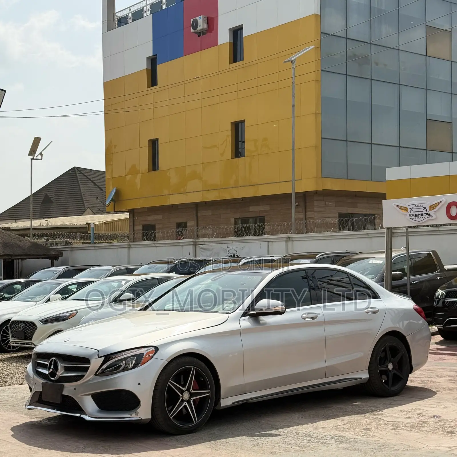 Mercedes-Benz C300 2015 Silver