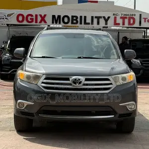 Toyota Highlander 2013 Gray