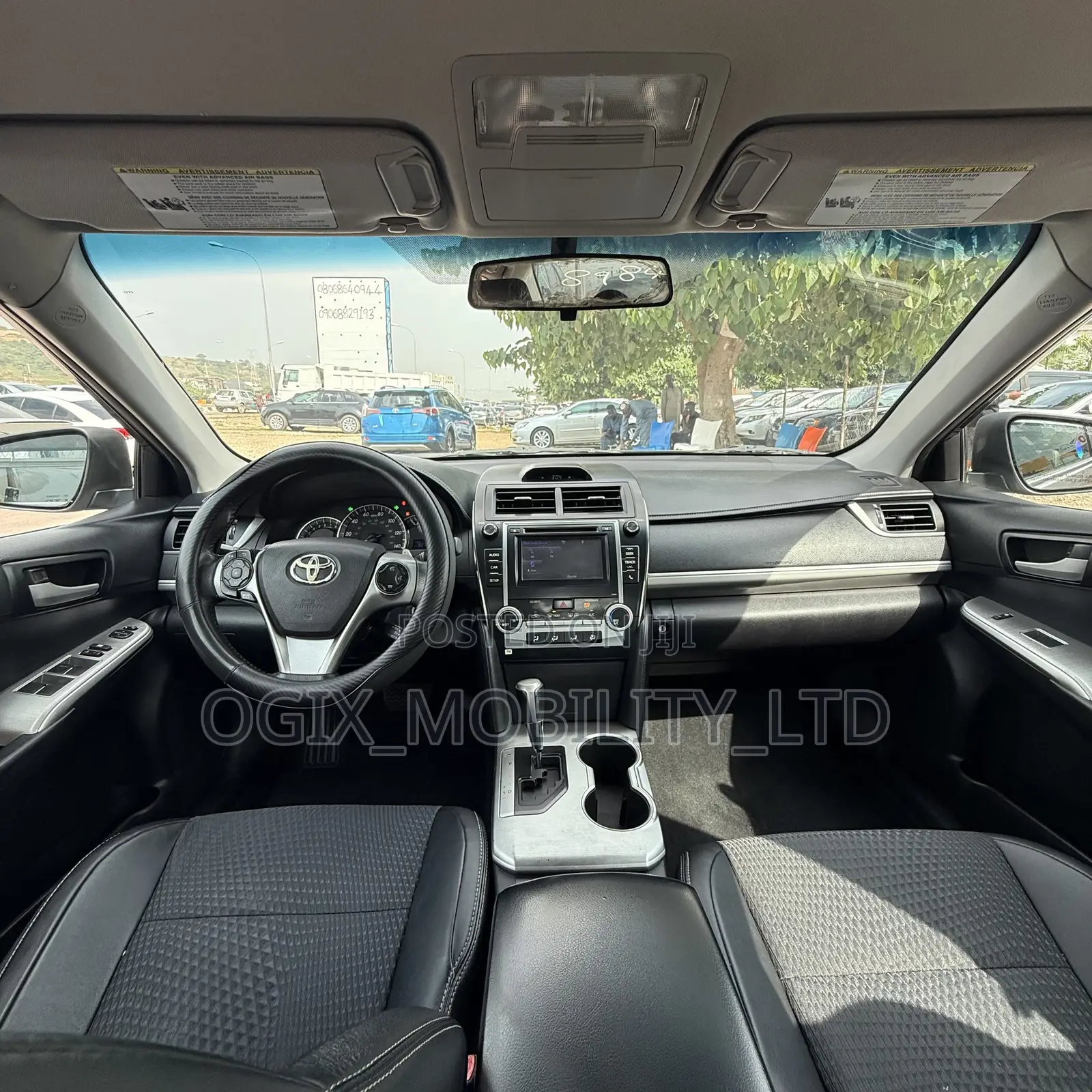 Toyota Camry SE 4dr Sedan (2.5L 4cyl 6A) 2014 Gray