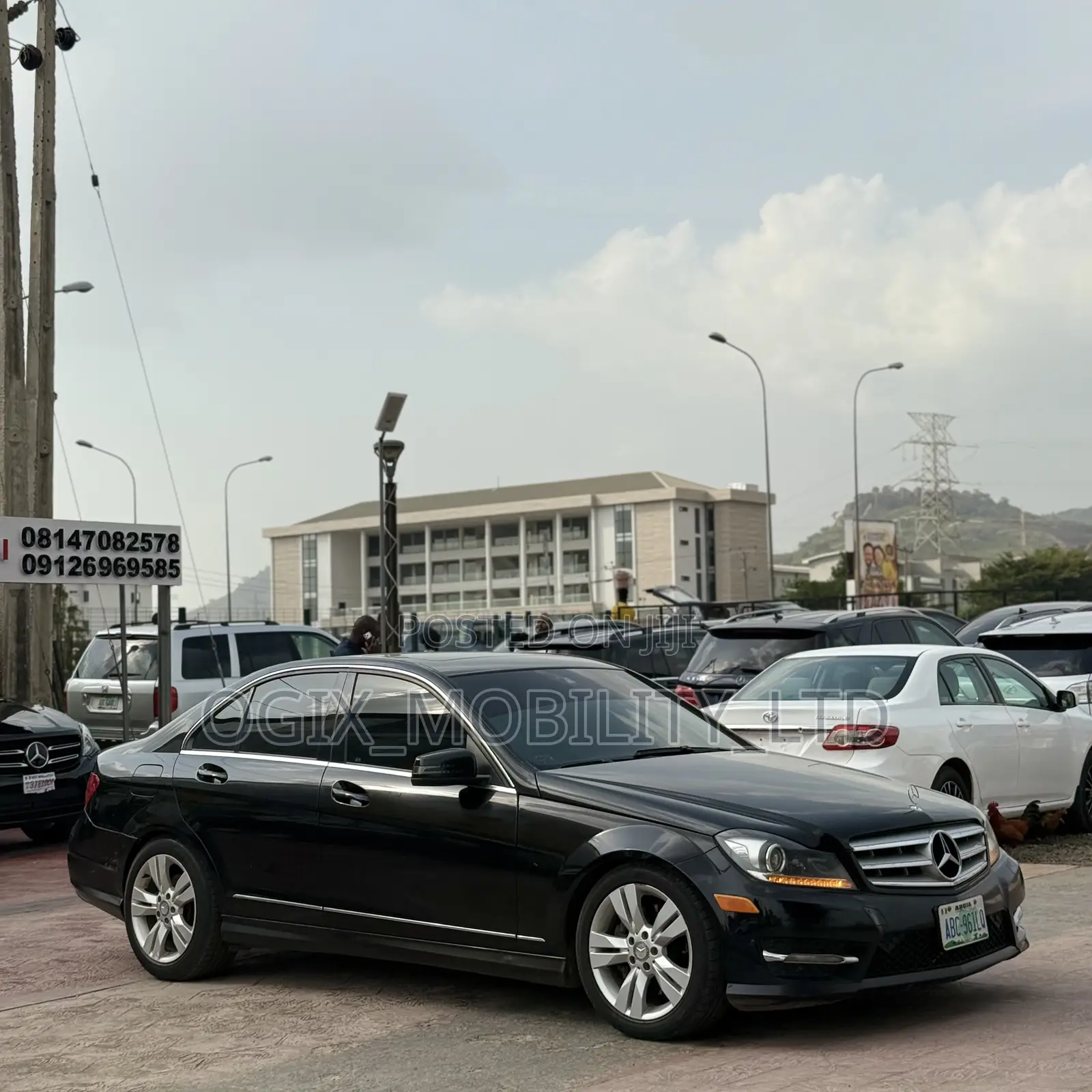 Mercedes-Benz C300 2012 Black