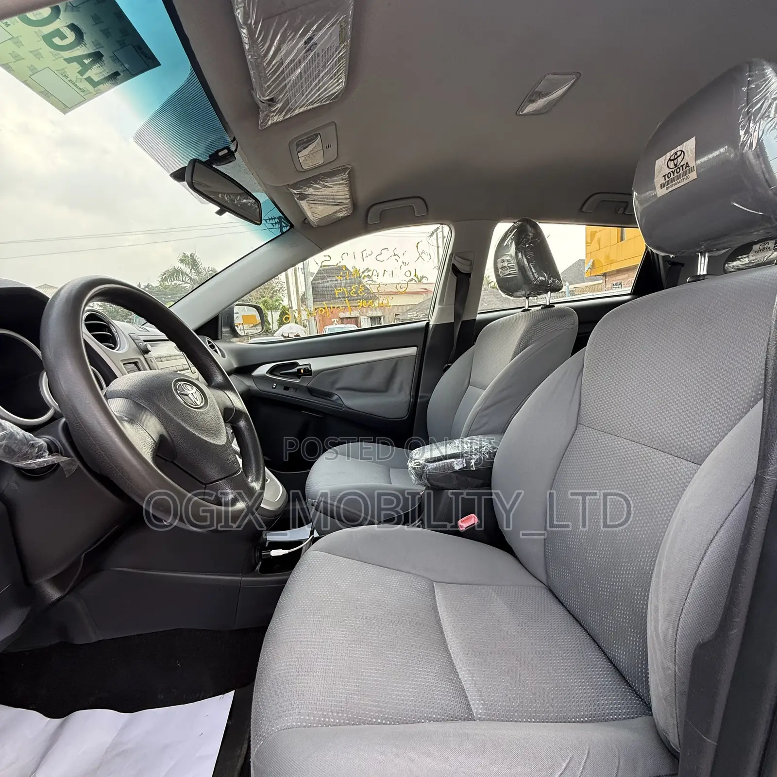 Toyota Matrix 2010 Gray