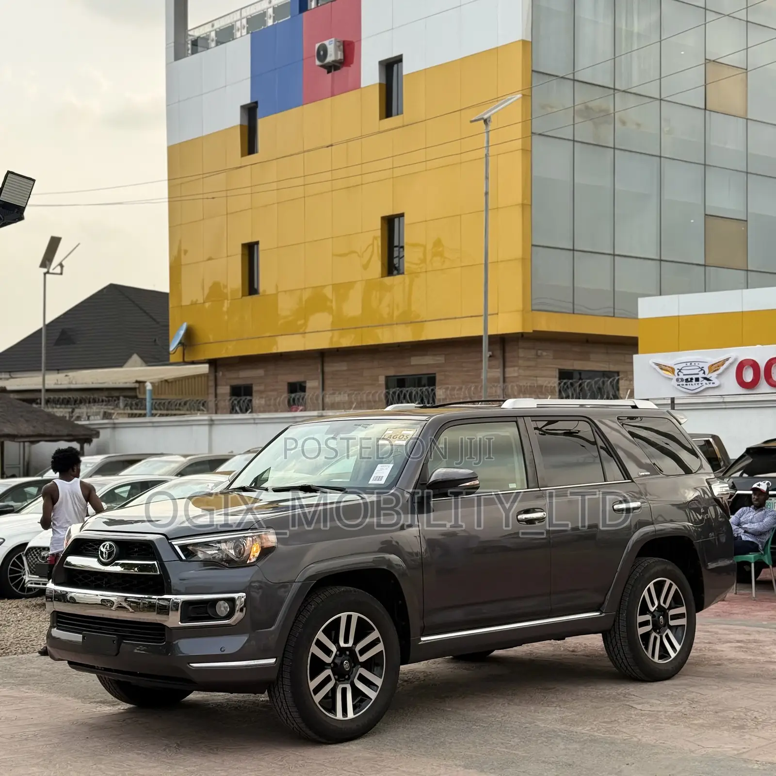 Toyota 4-Runner 2016 Gray