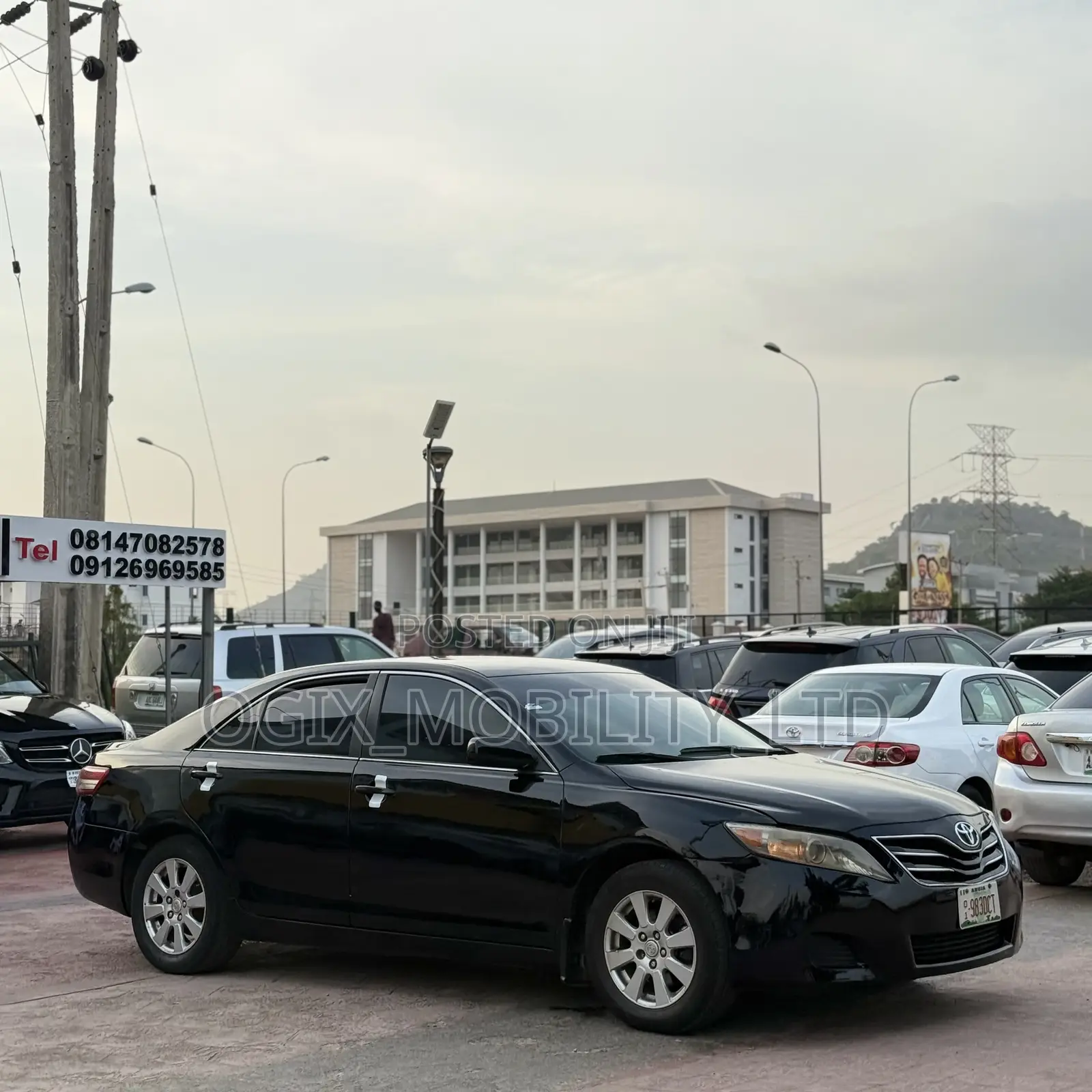Toyota Camry LE 4dr Sedan (2.5L 4cyl 6AM) 2010 Black
