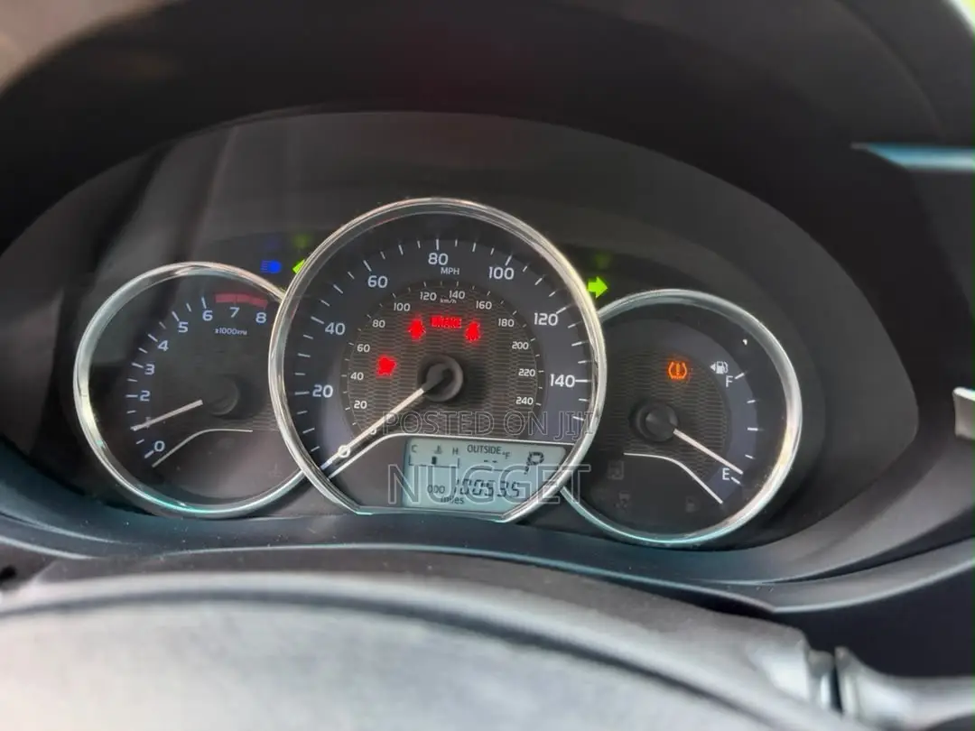 Toyota Camry L 4dr Sedan (2.5L 4cyl 6A) 2014 Red