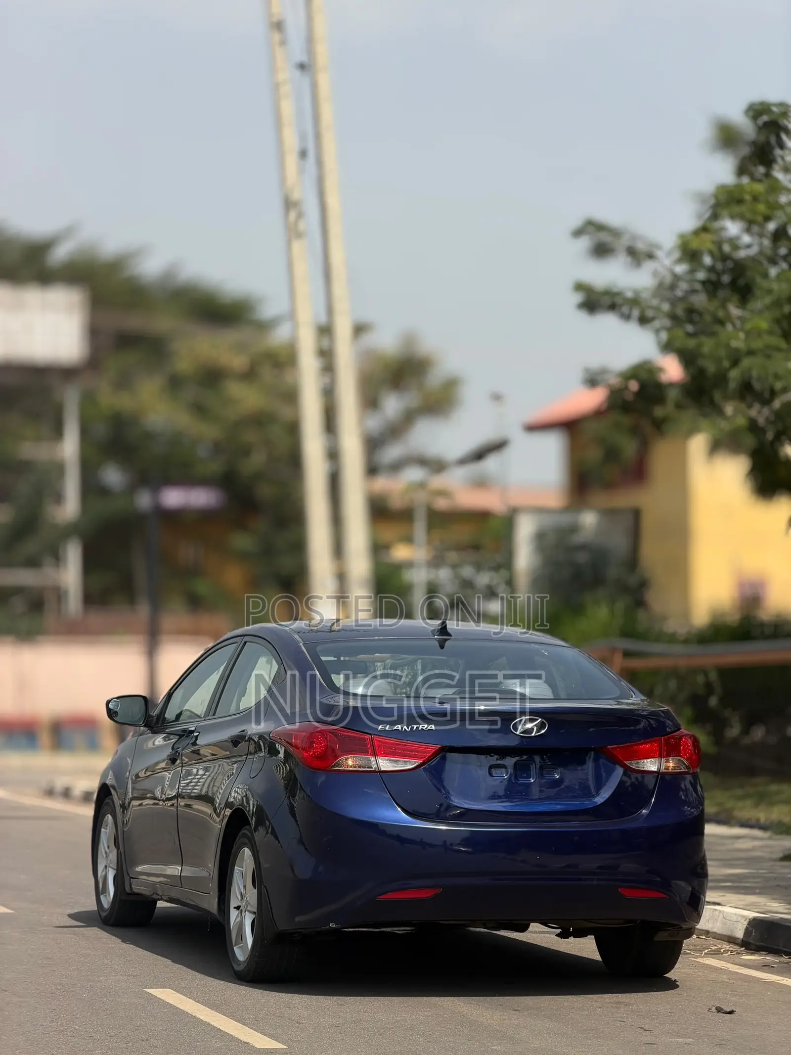 Hyundai Elantra SE 4dr Sedan (1.8L 4cyl 6A) 2014