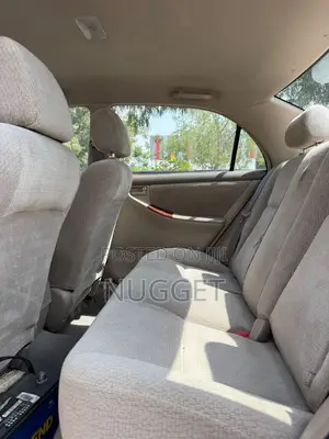 Toyota Corolla 2004 Gold