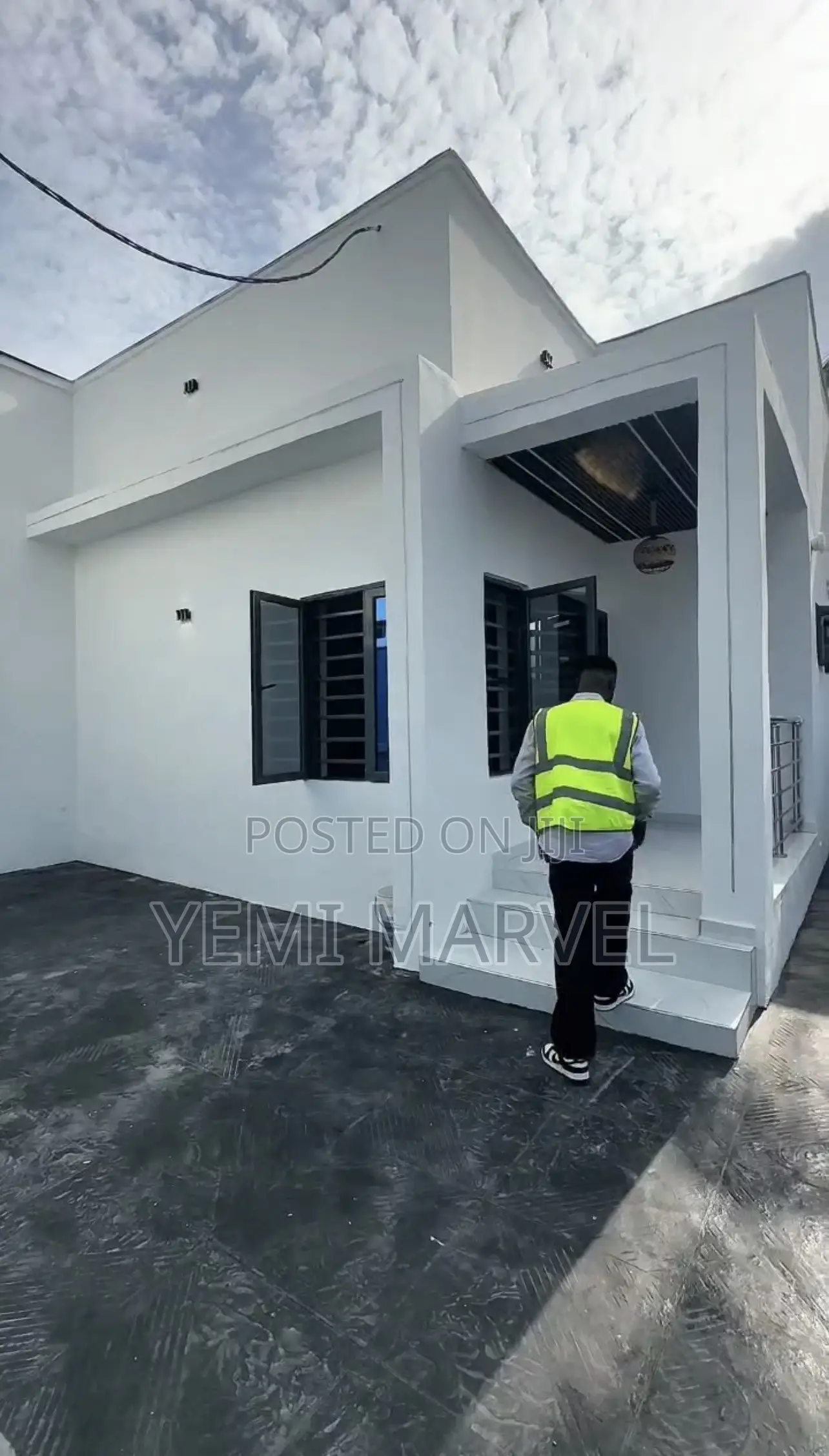 3bdrm Bungalow in Adedokun, Along, Eleyele for sale
