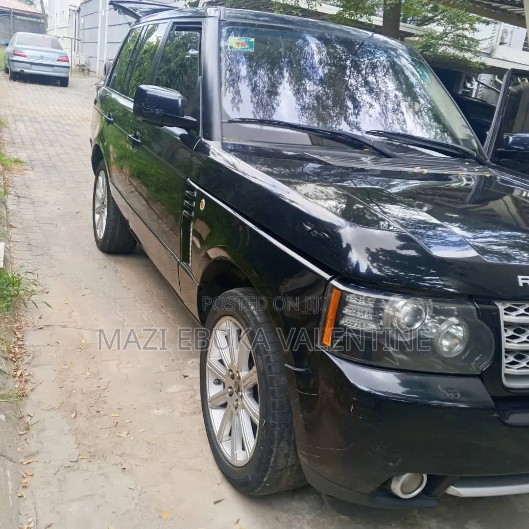 Land Rover Range Rover 2012 Gray