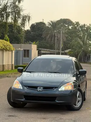 Honda Accord 2005 Gray