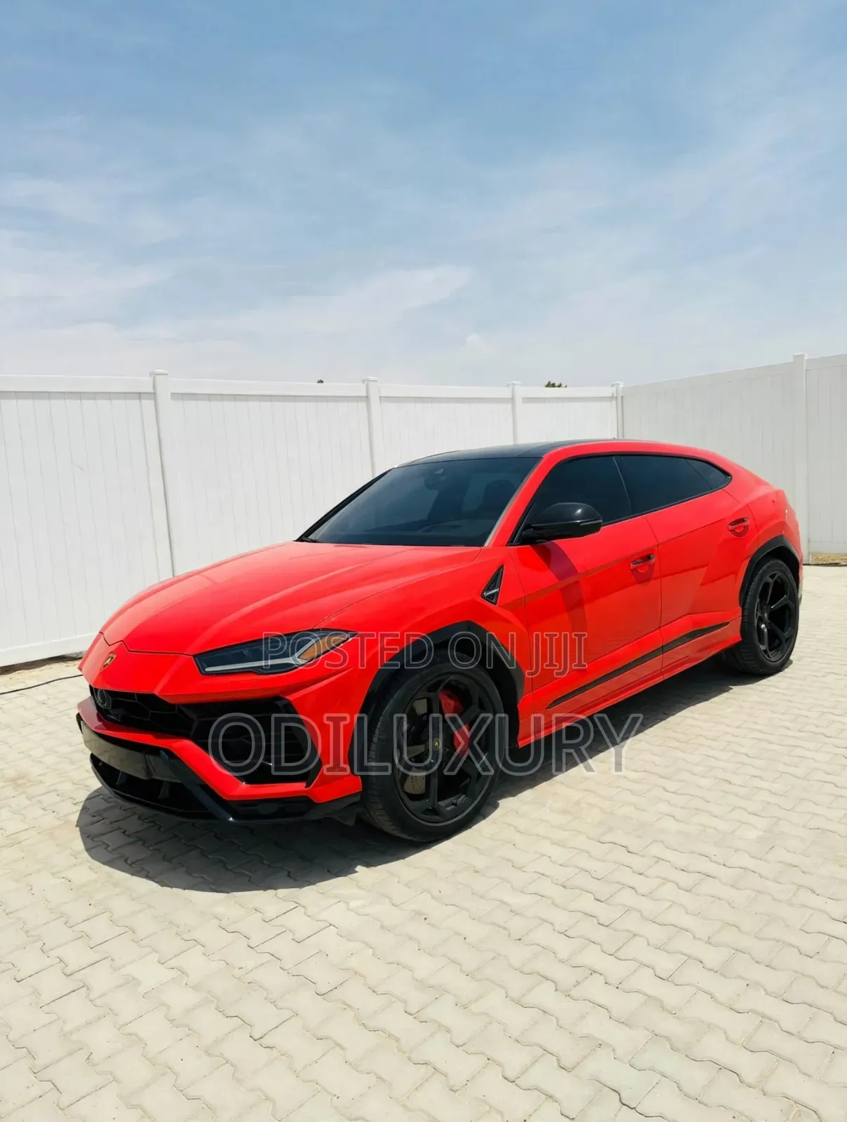 Lamborghini Urus 2021 Red