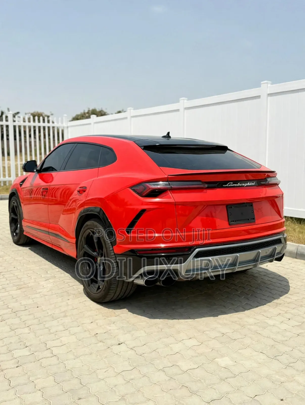 Lamborghini Urus 2021 Red