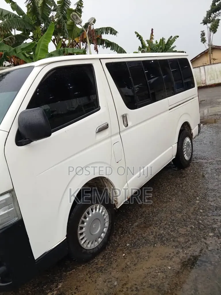 Toyota Harrier 2012 White