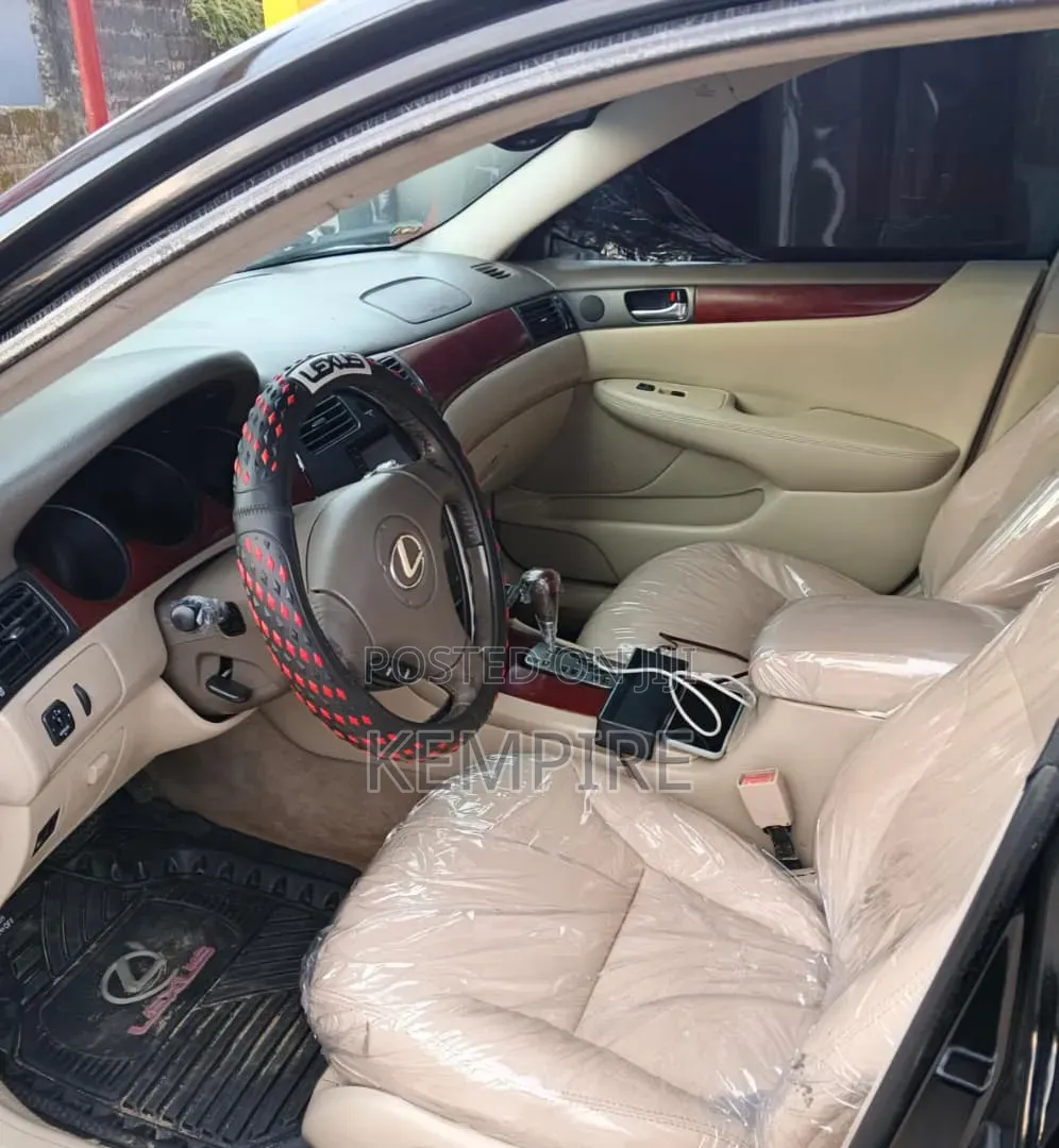 Lexus ES 350 2010 Black