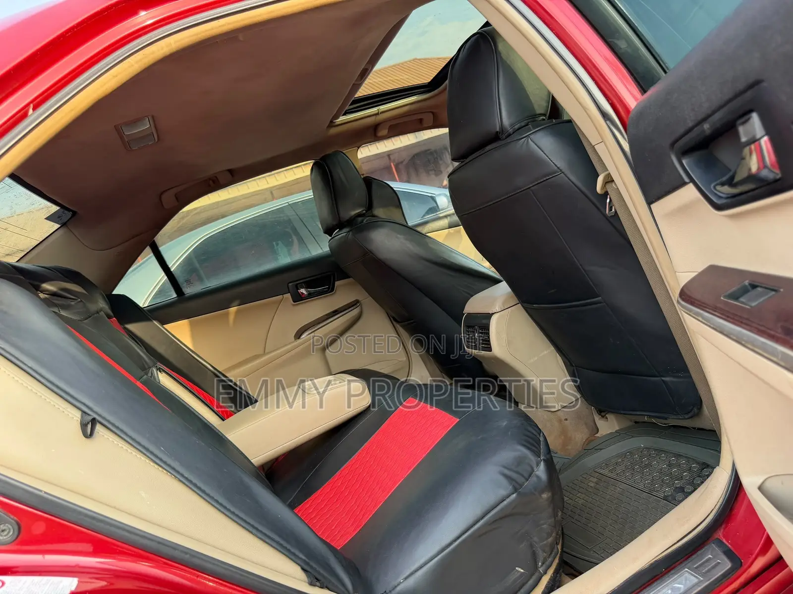Toyota Camry XLE 4dr Sedan (2.5L 4cyl 6A) 2013 Red