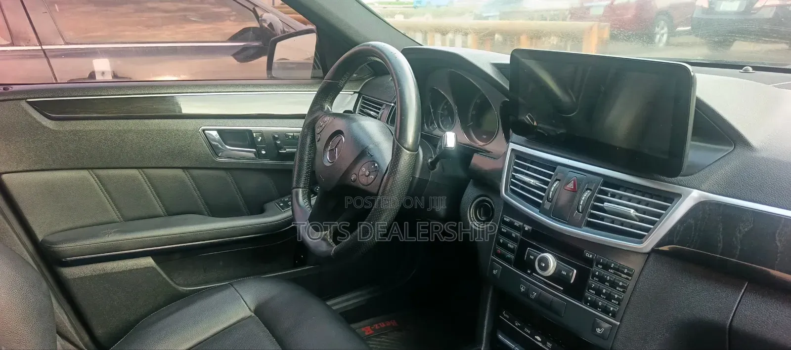 Mercedes-Benz E350 Base 4dr Sedan RWD (3.5L 6cyl 7A) 2011 Black