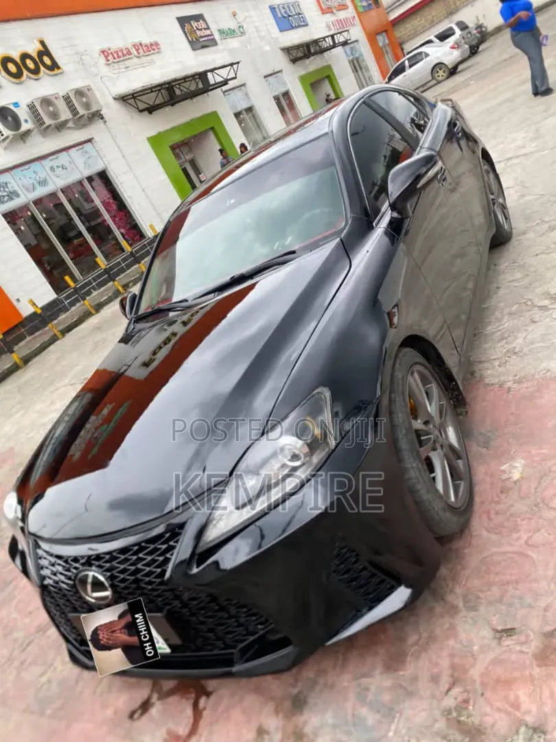 Lexus IS 2012 Black