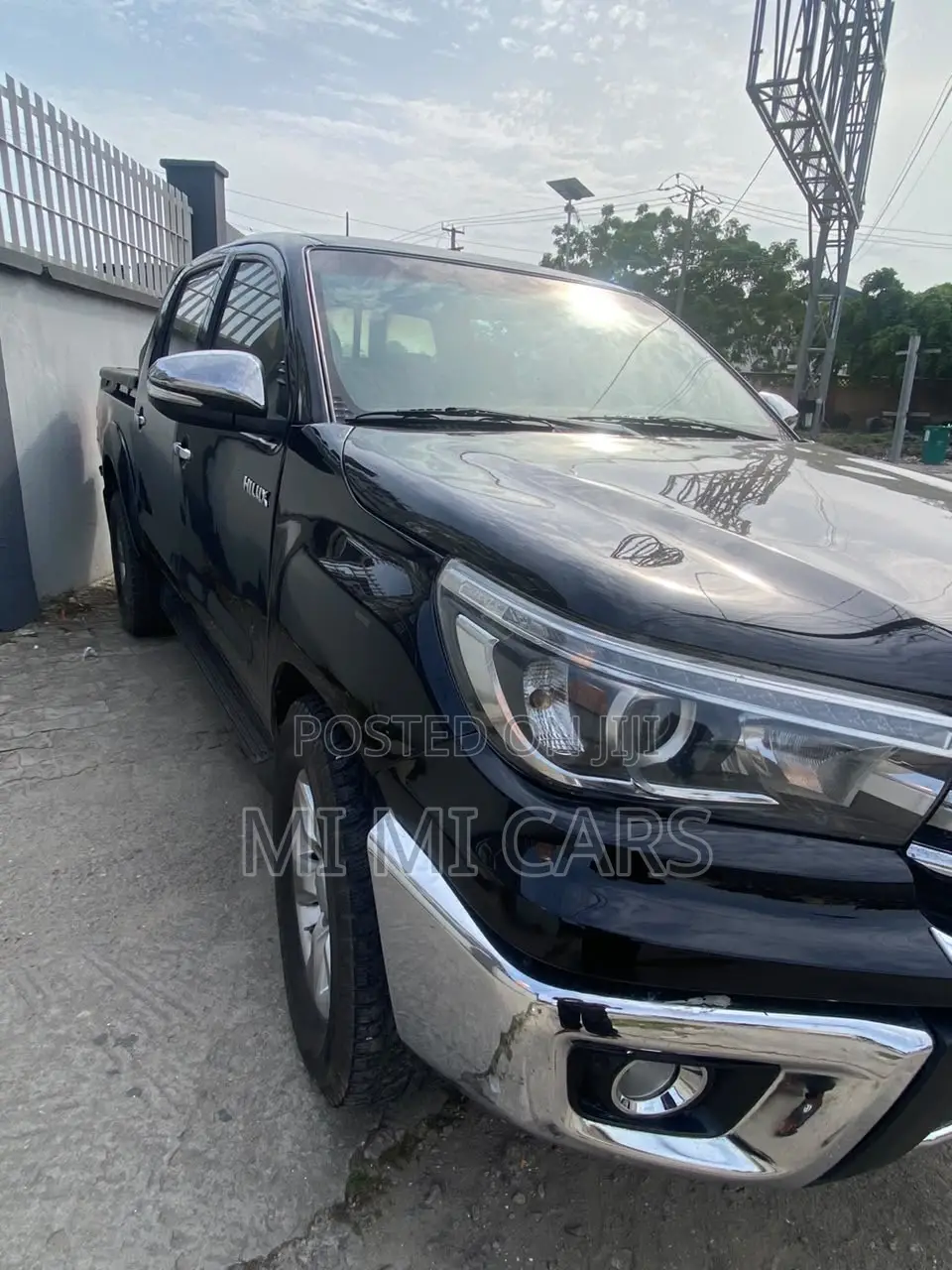 Toyota Hilux SR5 2015 Black